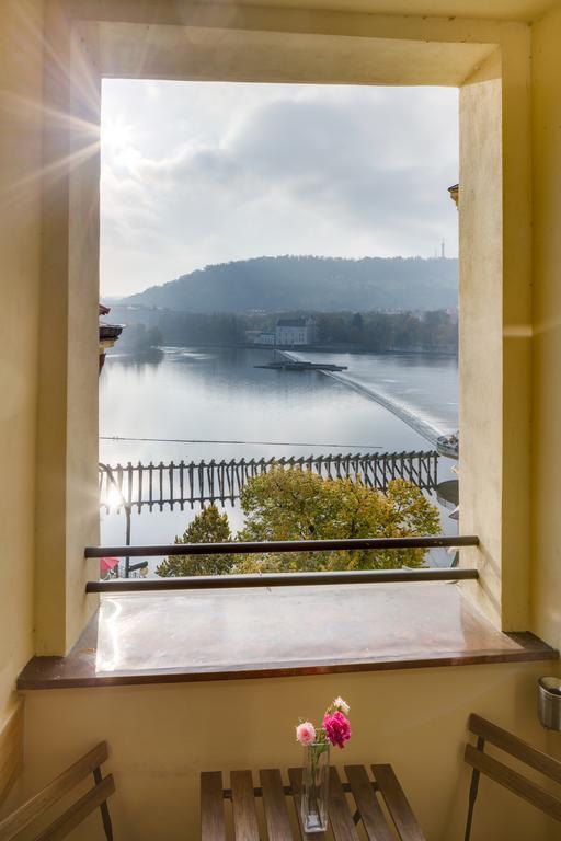 Smetanovo Nabrezi - Riverview Old Town Apartment Prague Ngoại thất bức ảnh